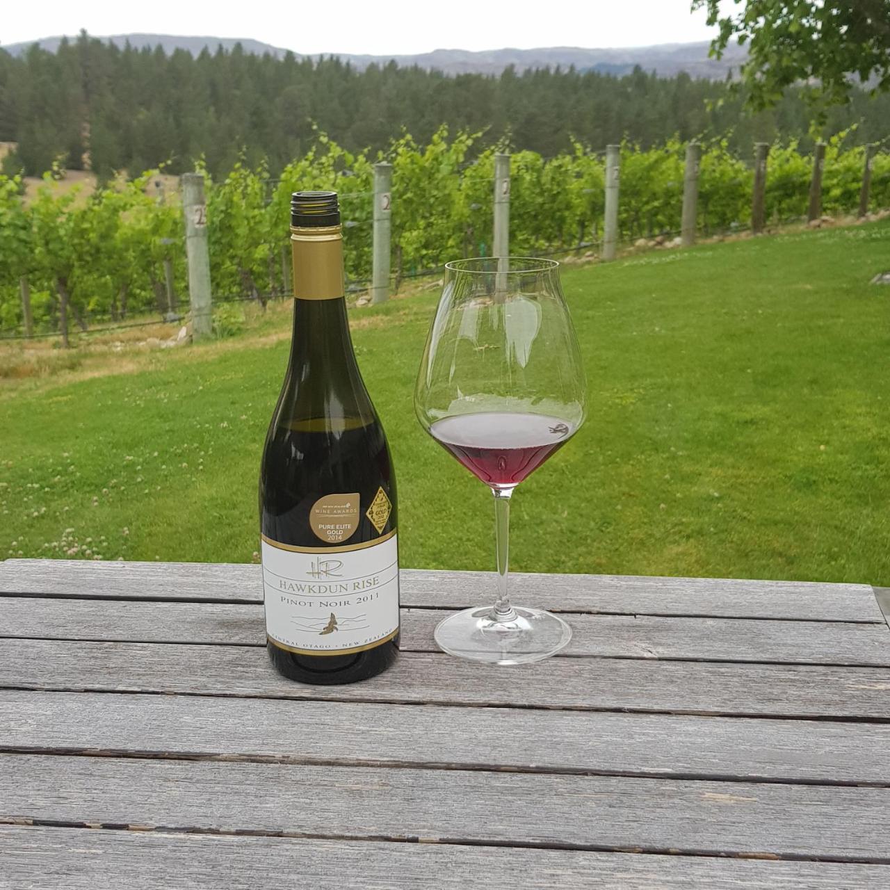 Hawkdun Rise Vineyard & Accommodation Александра Экстерьер фото